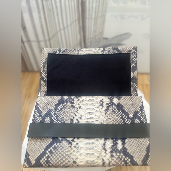 COACH Snakeskin Bag - Picture 4 of 6